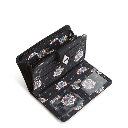 Turnlock Wallet
